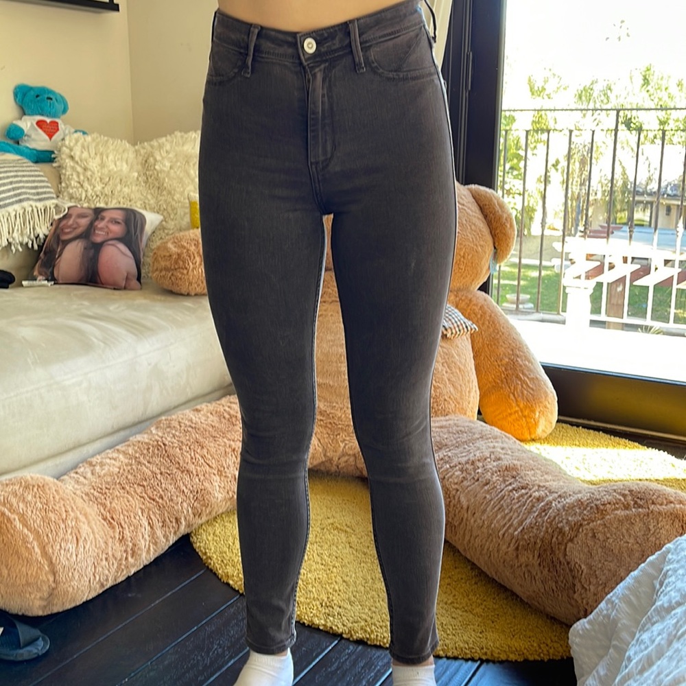 Hollister charcoal gray high rise skinny jeans
